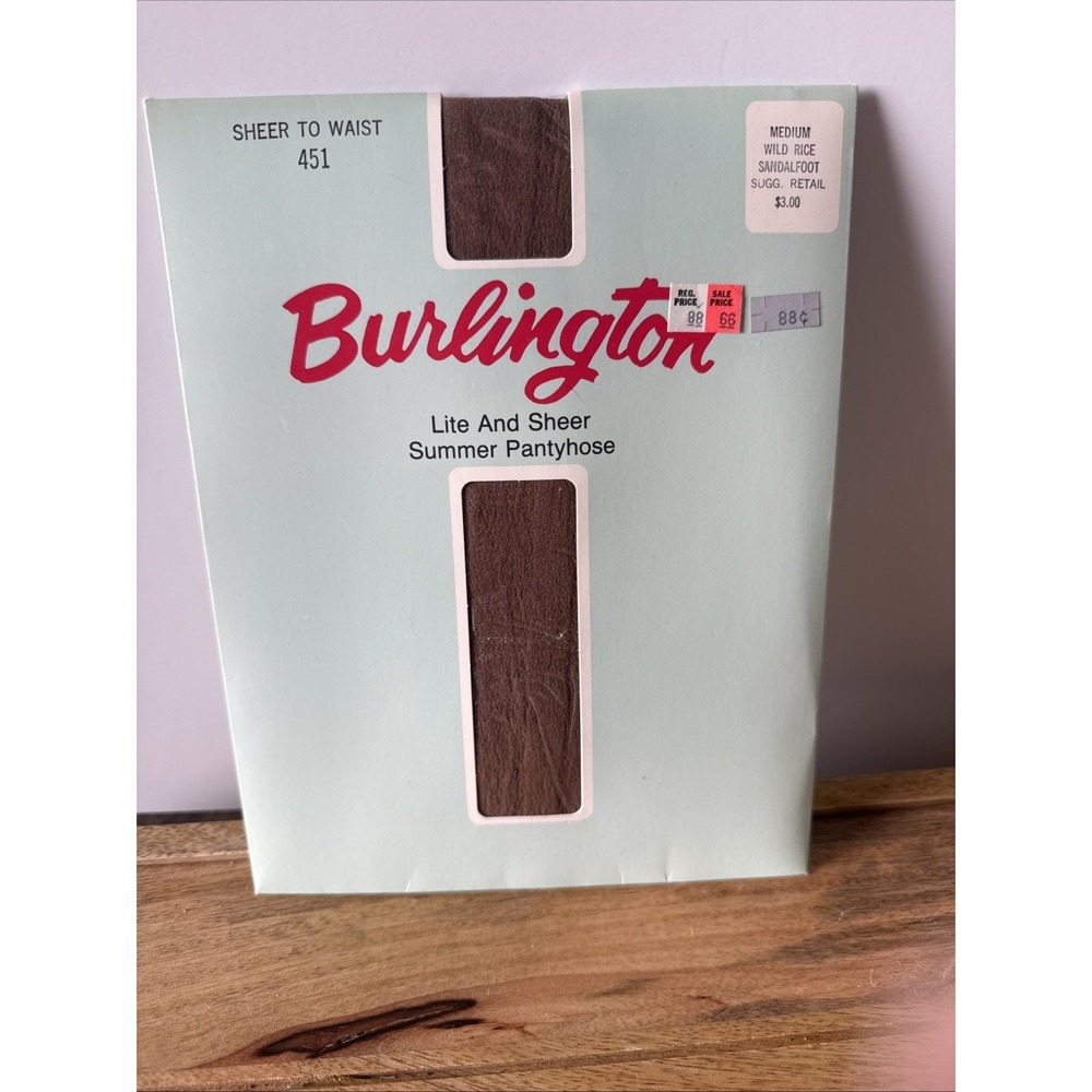 New Old Stock Vintage Burlington Wild Rice M Sandlefoot Nylons Pantyhose